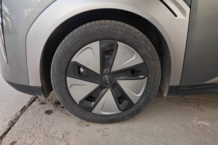 Used AION Y 2023 Plus 610 Enjoy Edition