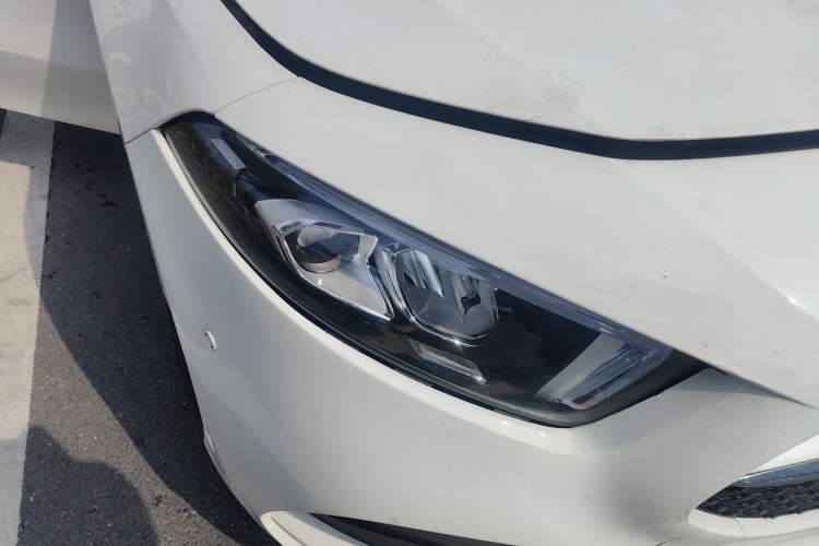 Used Mercedes-Benz A-Class 2021 A 200 L Sport Sedan Fashion Model
