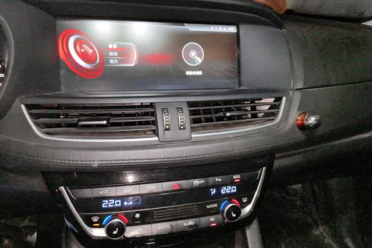 Used BORGWARD BX7 2016 28T Four-Wheel Drive Flagship Version 5 Seats
