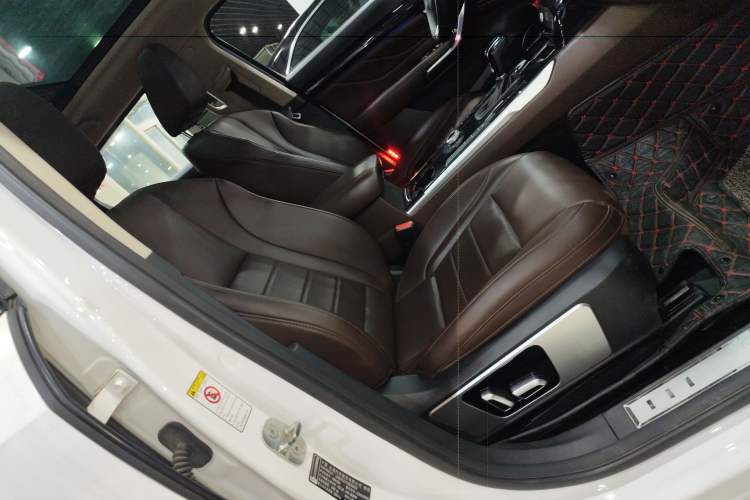 Used Wey VV7 2017 2.0T Ultra-Luxury Version
