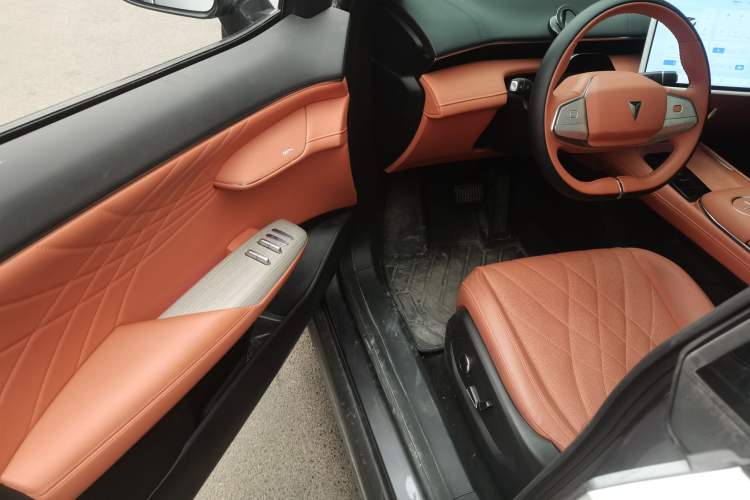 Used Deepal S07 2023 200Max Range-Extended Version
