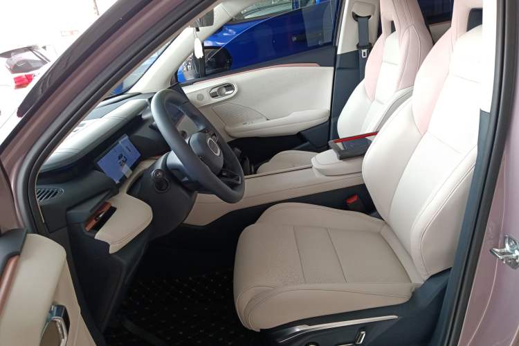 Used Lynk & Co 06 2025 Renew 1.5T Halo
