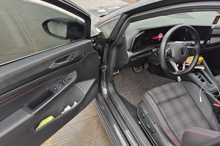 Used Volkswagen Golf GTI 2021 380TSI DSG GTI
