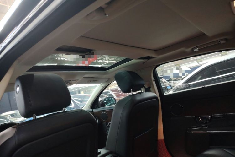 Used Jaguar XJ 2014 XJL 2.0T Two-Wheel-Drive Elegant Business Edition
