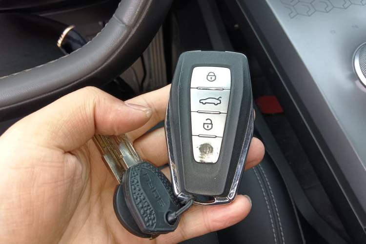 Used Geometry C 2020 Selected Range Edition 550 KM C++
