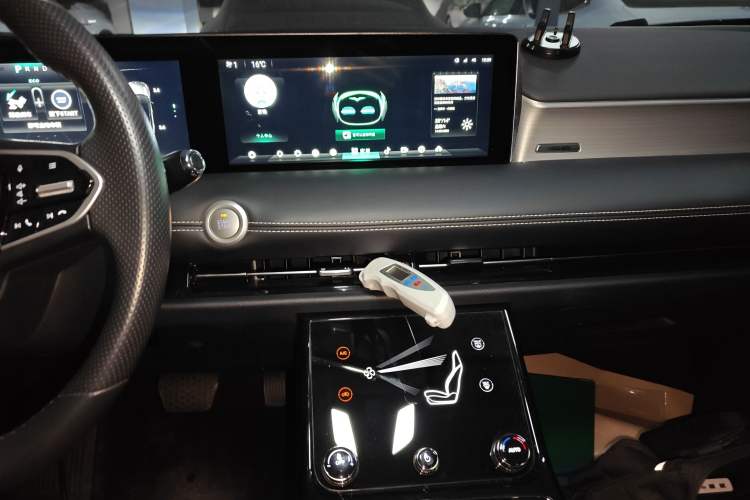 Used NETA U 2022 Zhi400 Pro Ternary Lithium