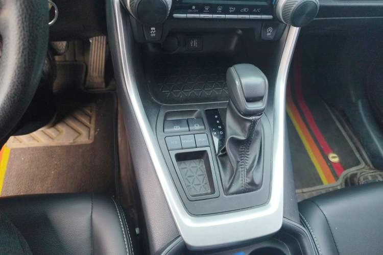 Used Toyota Wildlander 2023 2.0L CVT Two-Wheel Drive Leading Edition