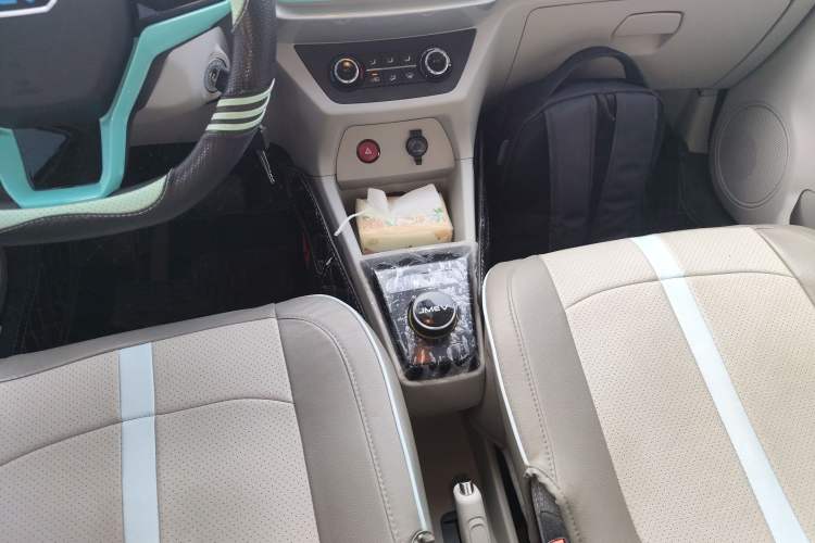 Used JMEV Xiao Qilin 2024 201km Comfort Version Gear Lever