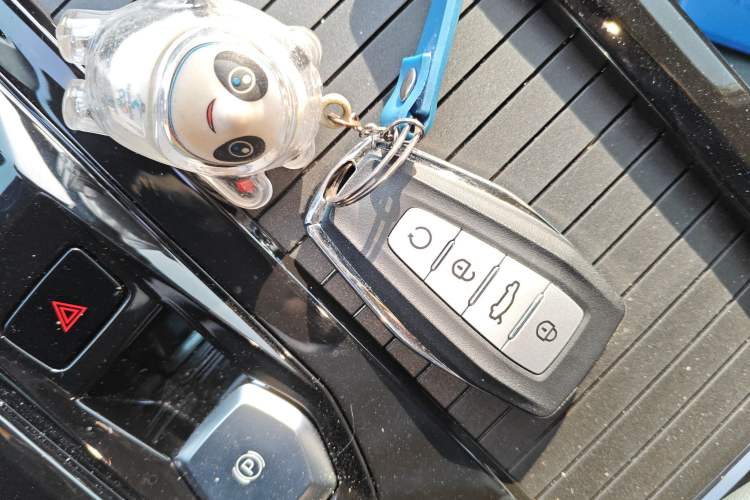 Used Geely Auto Emgrand X7 Sport 2024 1.5TD Smart Connect+