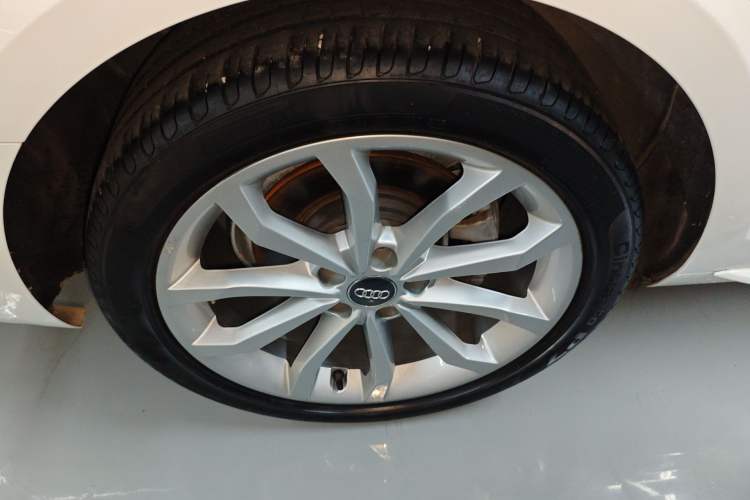 Used Audi A4L 2017 Plus 40 TFSI Ambition Model