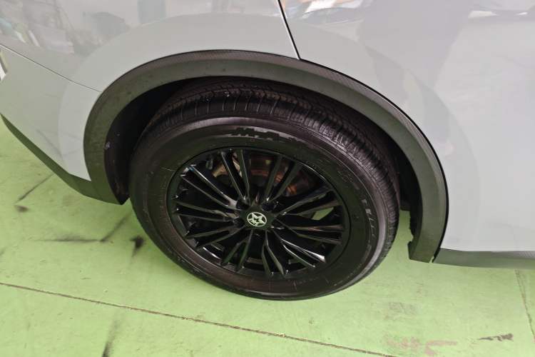 Used Venucia V 2021 260T Idol Edition