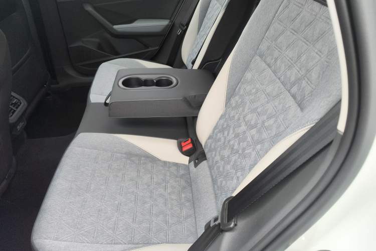 Used Volkswagen Lavida 2023 300TSI DSG Full-Comfort Edition
