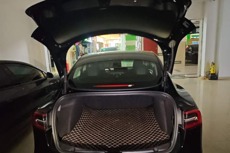 Used Tesla Model 3 2022 Rear-Wheel-Drive Version