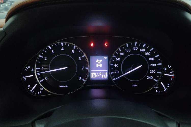 Used Nissan Patrol 2018 Y62 4.0 XE Middle East Instrument Cluster