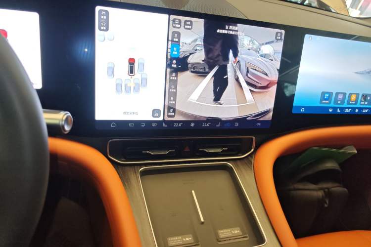 Used Hima AITO M9 2025 Extended-Range Ultra Version 52 kWh 6-Seater