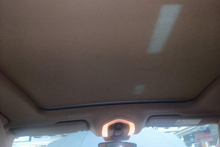 Used Porsche Macan 2017 Macan 2.0T Headliner