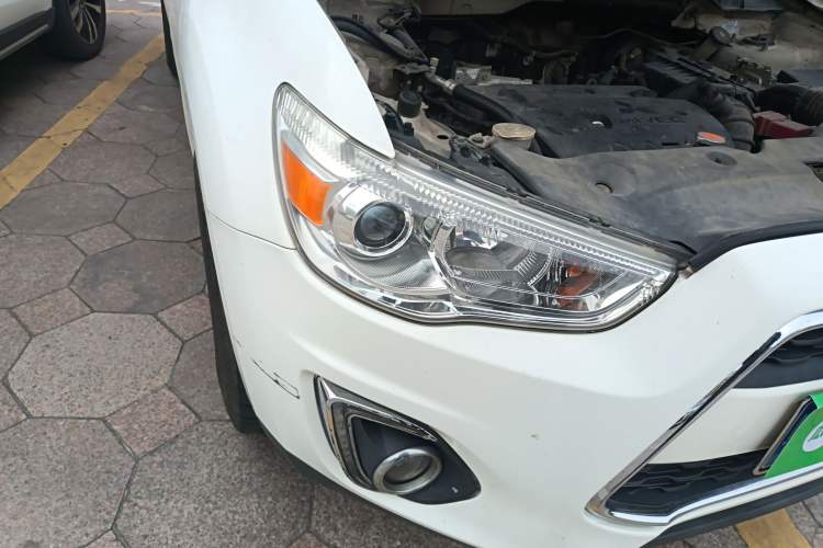 Used Mitsubishi ASX 2013 2.0L CVT Two-Wheel Drive Luxury Edition
