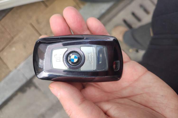 Used BMW 3 Series 2017 320Li Fashion Model
