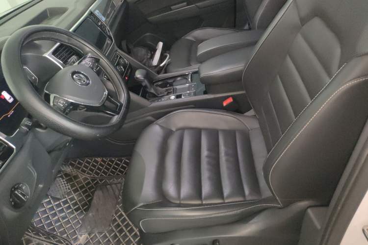 Used Volkswagen Teramont 2020 330TSI Two-Wheel-Drive Luxury Edition China VI Standard Left Front Seat