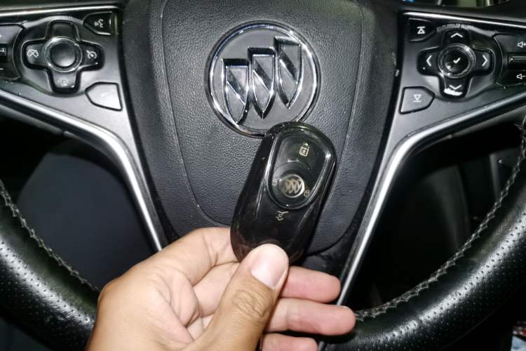 Used Buick Regal 2015 1.6T Elite Tech Model Vehicle Key