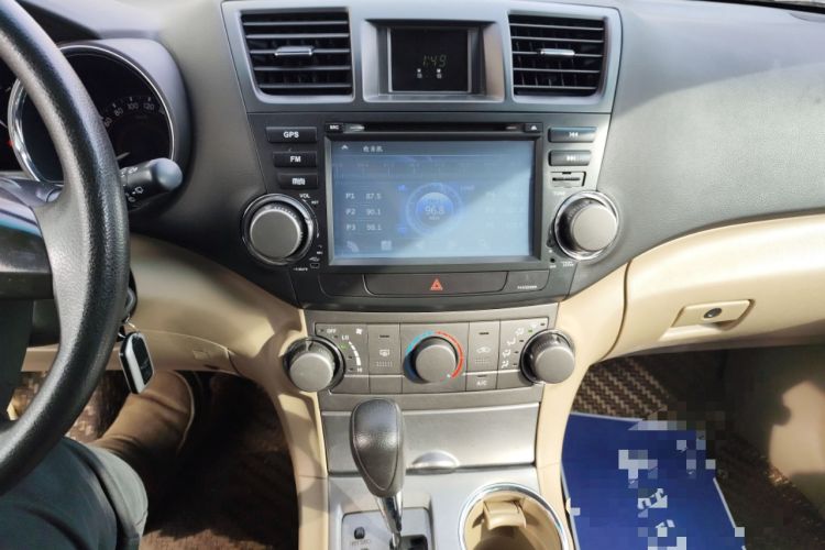 Used Toyota Highlander 2011 2.7L Two-Wheel Drive 5-Seater Elite Edition
