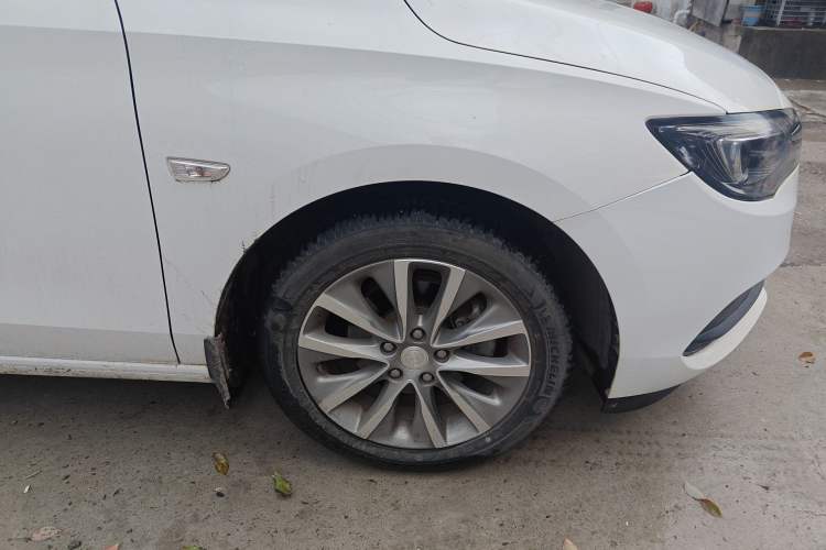 Used Buick GL6 2019 18T 6-Seater Connected Luxury Version China VI Standard