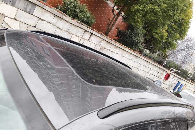 Used VOYAH FREE 2025 318 259 km All-Wheel-Drive Exploration Edition