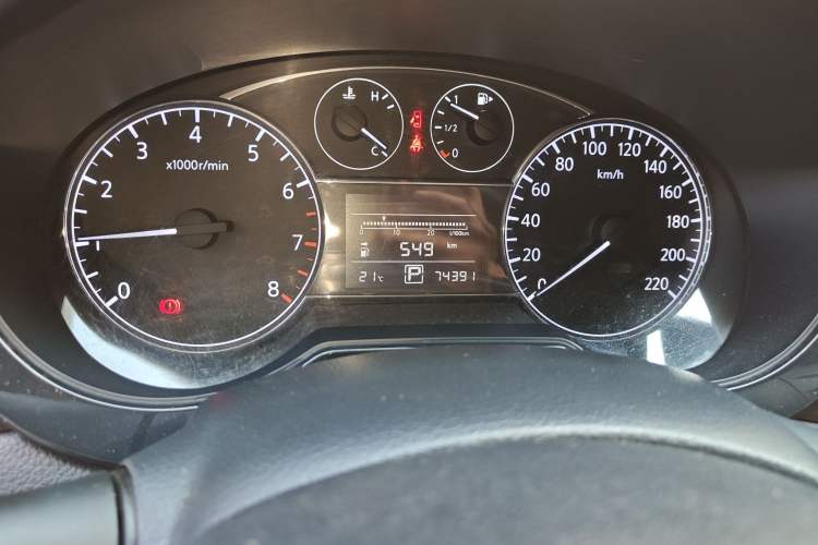 Used Nissan Tiida 2011 1.6L CVT Comfort Model
