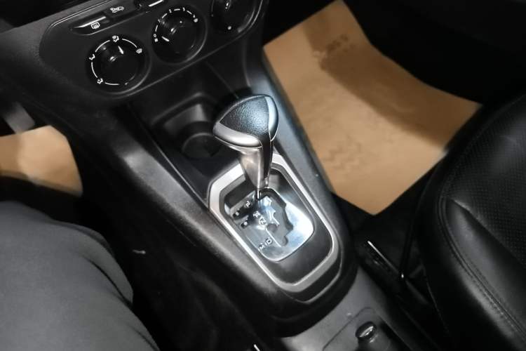 Used Peugeot 301 2016 1.6L Automatic Comfort Edition