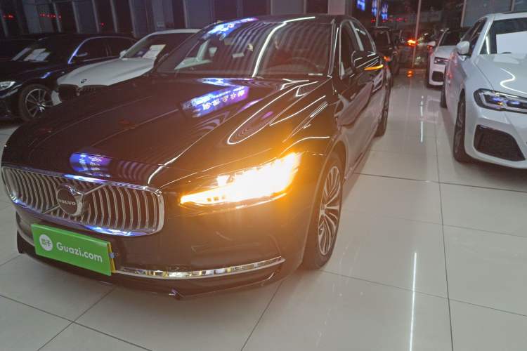 Used Volvo S90 2024 B5 Zhiyi Luxury Edition
