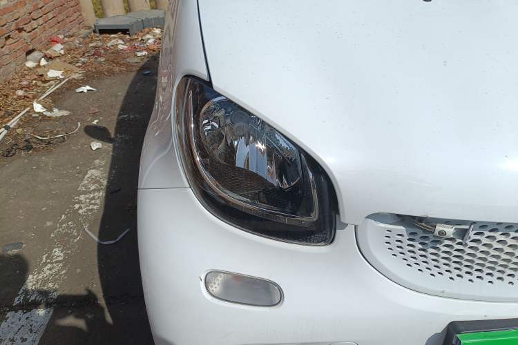 Used smart fortwo 2019 0.9T 66kW Hardtop Wind Power Edition China VI Right Front Headlight