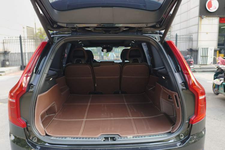 Used Volvo XC90 2021 B5 SmartDrive Luxury Edition 5-seater