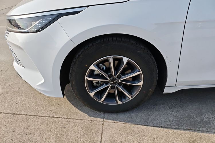 Used BYD Destroyer 05 2024 HONOR Edition DM-i 55KM Luxury Model Exterior 4