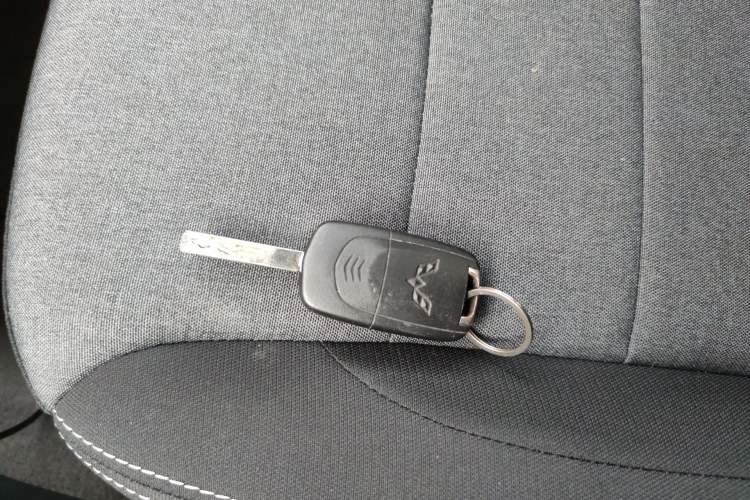 Used Wuling Hongguang PLUS 2020 1.5L Manual Standard Edition 7-Seater
