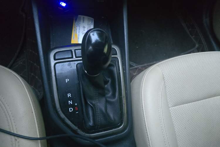 Used CHANGAN Eado 2016 1.6L Automatic Trend Model Gear Lever