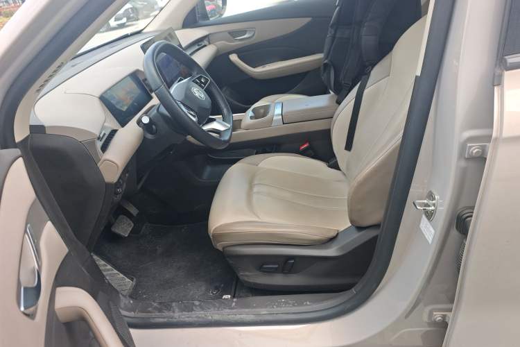 Used MG ES5 2025 525max Rear-Drive Intelligent Driving Version Left Front Seat