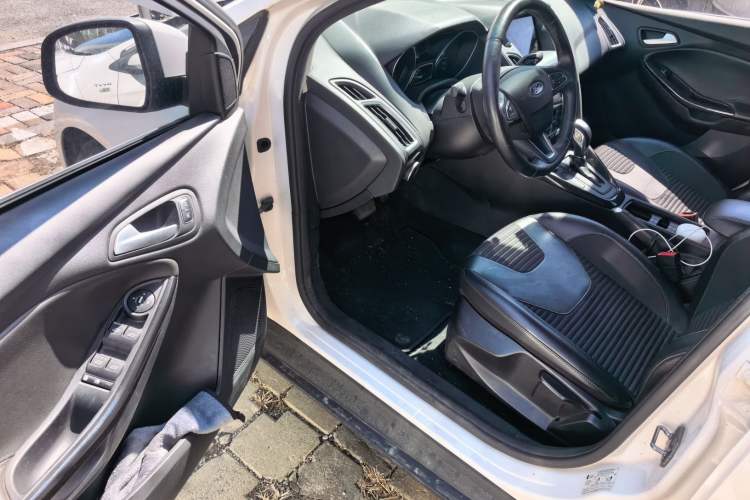 Used Ford Focus 2017 Sedan EcoBoost 180 Automatic Elite Model
