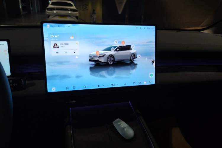 Used Nissan N6 2026 Model 180 Max Audio And AC Panel