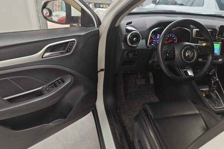 Used MG ZS 2018 1.5L Automatic Luxury Edition China V Standard