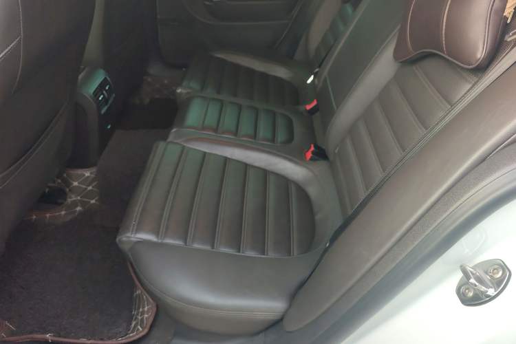 Used Volkswagen FAW-Volkswagen CC 2018 1.8TSI Luxury Model Left Rear Seat