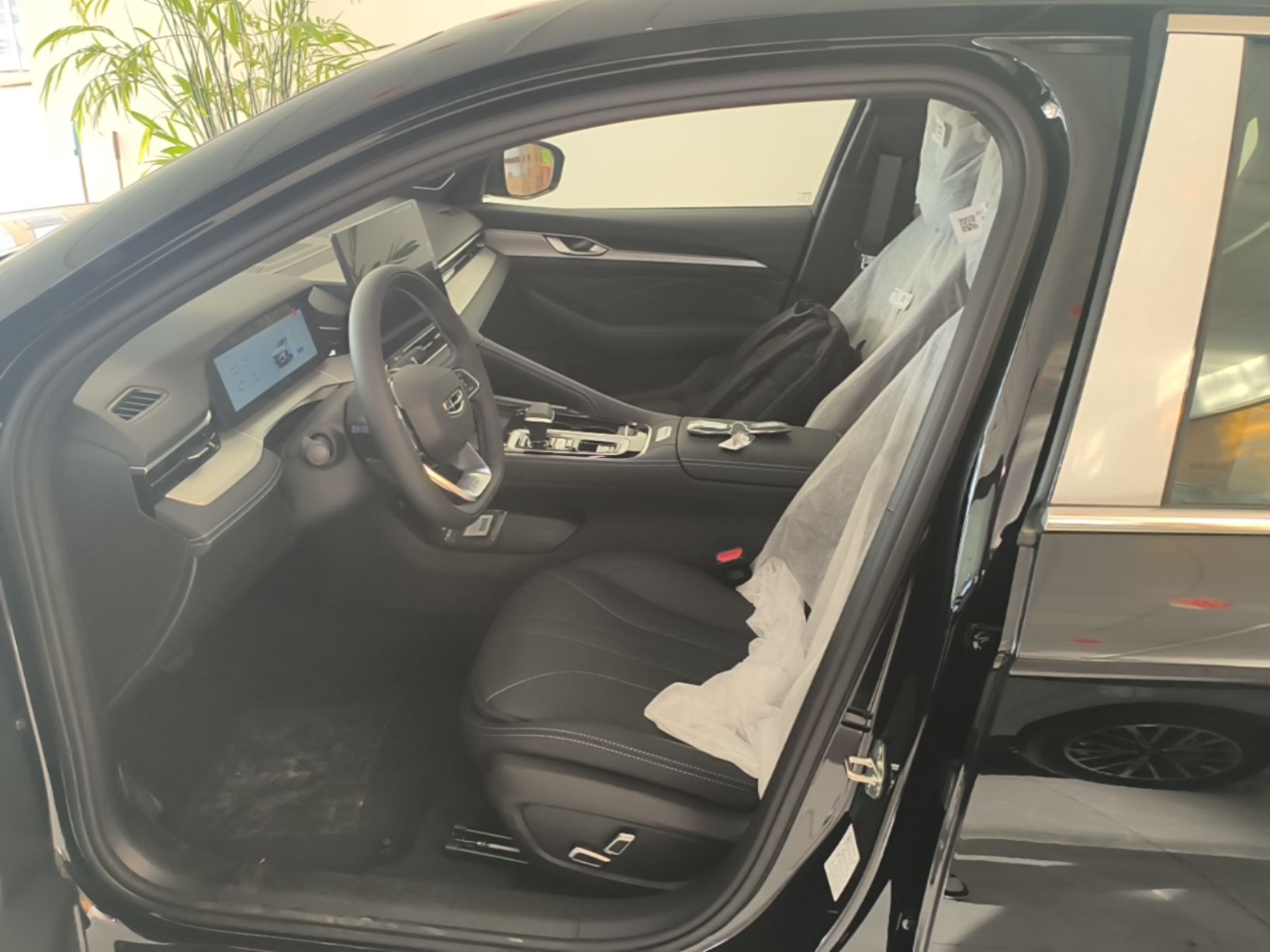 Geely Auto Preface 2026 Model Oriental Yao 1.5TD Fuyao Edition — снимка 17