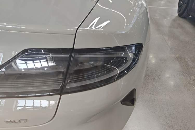 Used Xiaomi Auto SU7 2024 Rear-Drive Ultra-Long Range Advanced Pro-Level Intelligent Driving Version