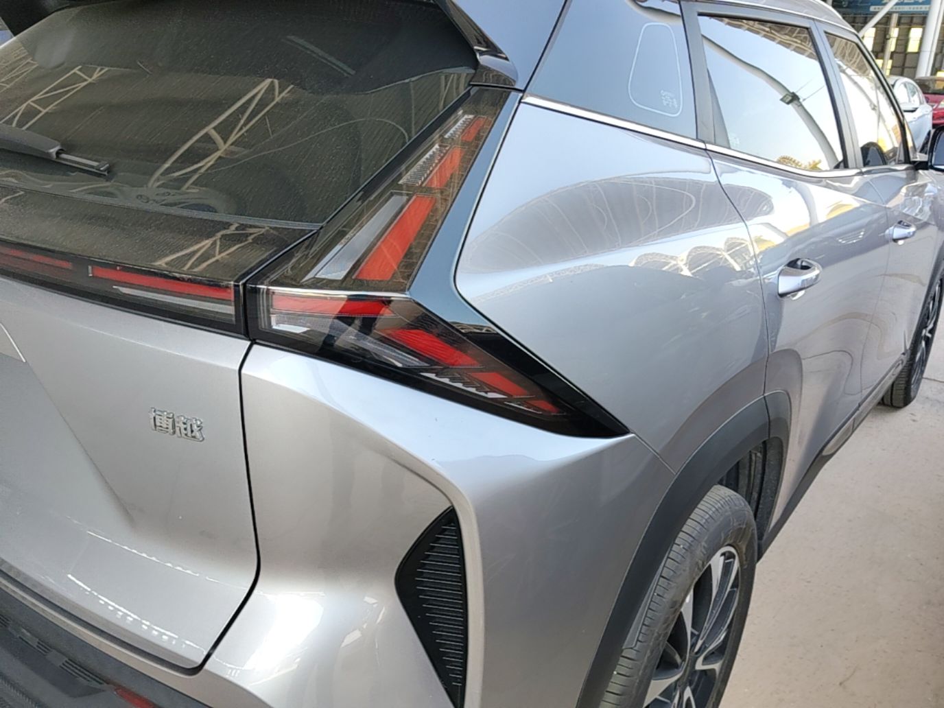 Geely Auto Emgrand X7 Sport 2026 Model 1.5TD Aspirational — снимка 9