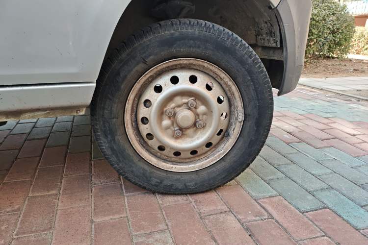 Used Wuling Zhiguang 2015 1.2L Practical LS-I Model