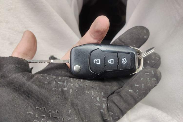 Used Ford Escort 2019 Revised Version 1.5L Manual "Quality Enjoyment" Trim (Tire Pressure Monitoring) China VI Standard
