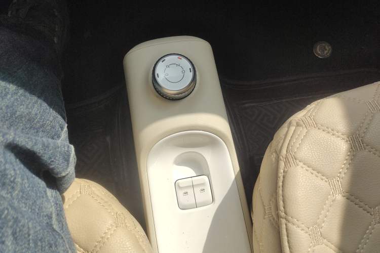 Used Wuling Hongguang MINIEV 2024 3rd Generation 215km Advanced Version