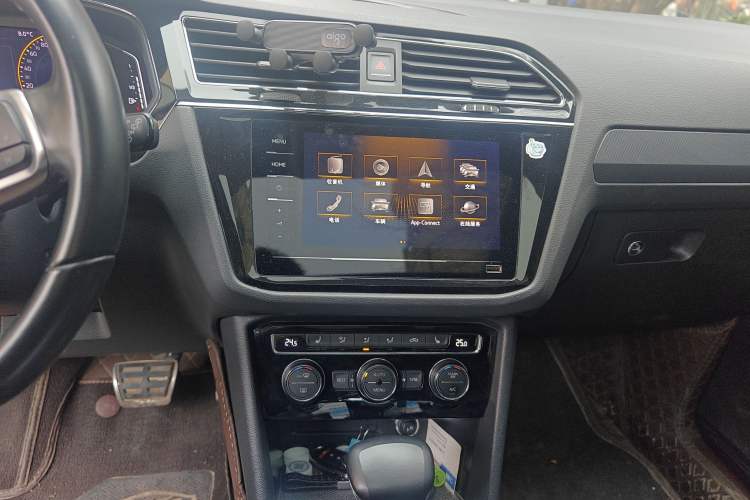 Used Volkswagen Tiguan L 2021 330TSI Automatic Two-Wheel Drive R-Line Enhanced Edition
