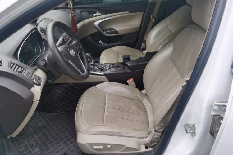 Used Buick Regal 2015 2.0L Elite Fashion Edition Left Front Seat