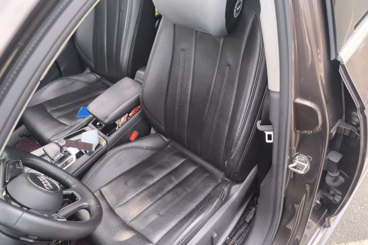 Used Audi A4L 2018 30th Anniversary Edition 40 TFSI Trendy Model
