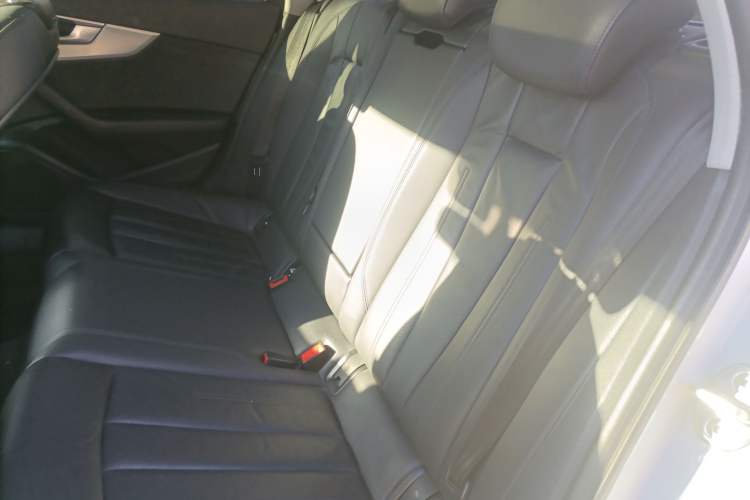 Used Audi A4 2017 45 TFSI allroad quattro Fashion Edition
